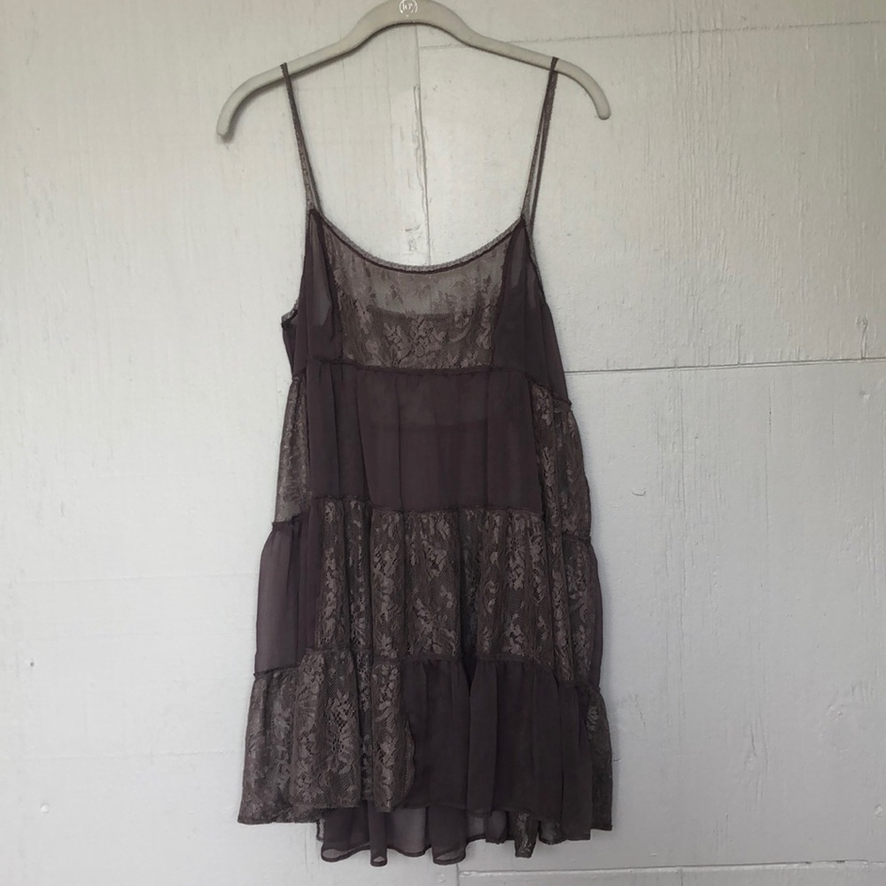 Grey slip